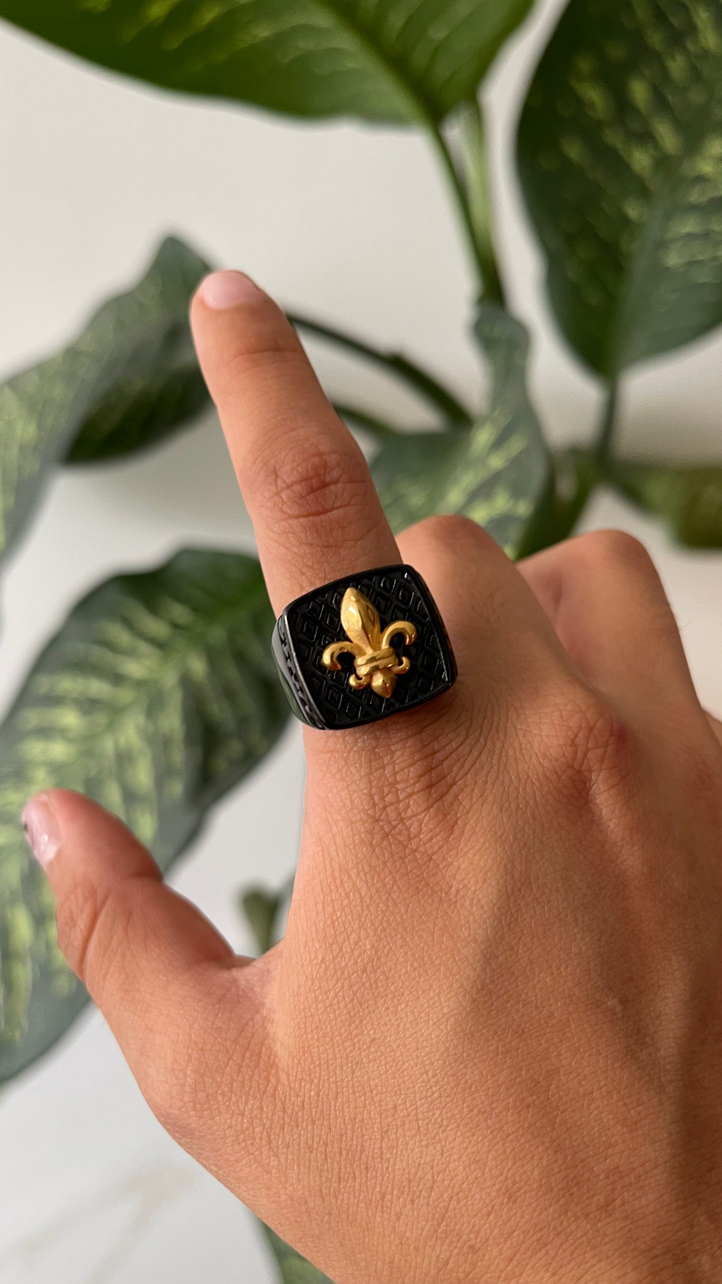 Anillo Flor de Lis