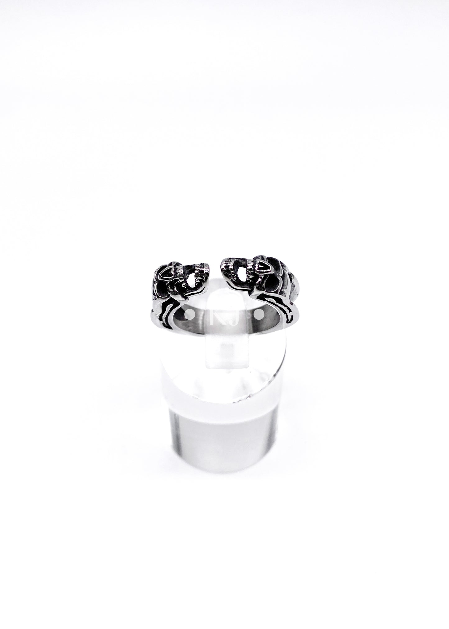 Anillo Dos Cráneos