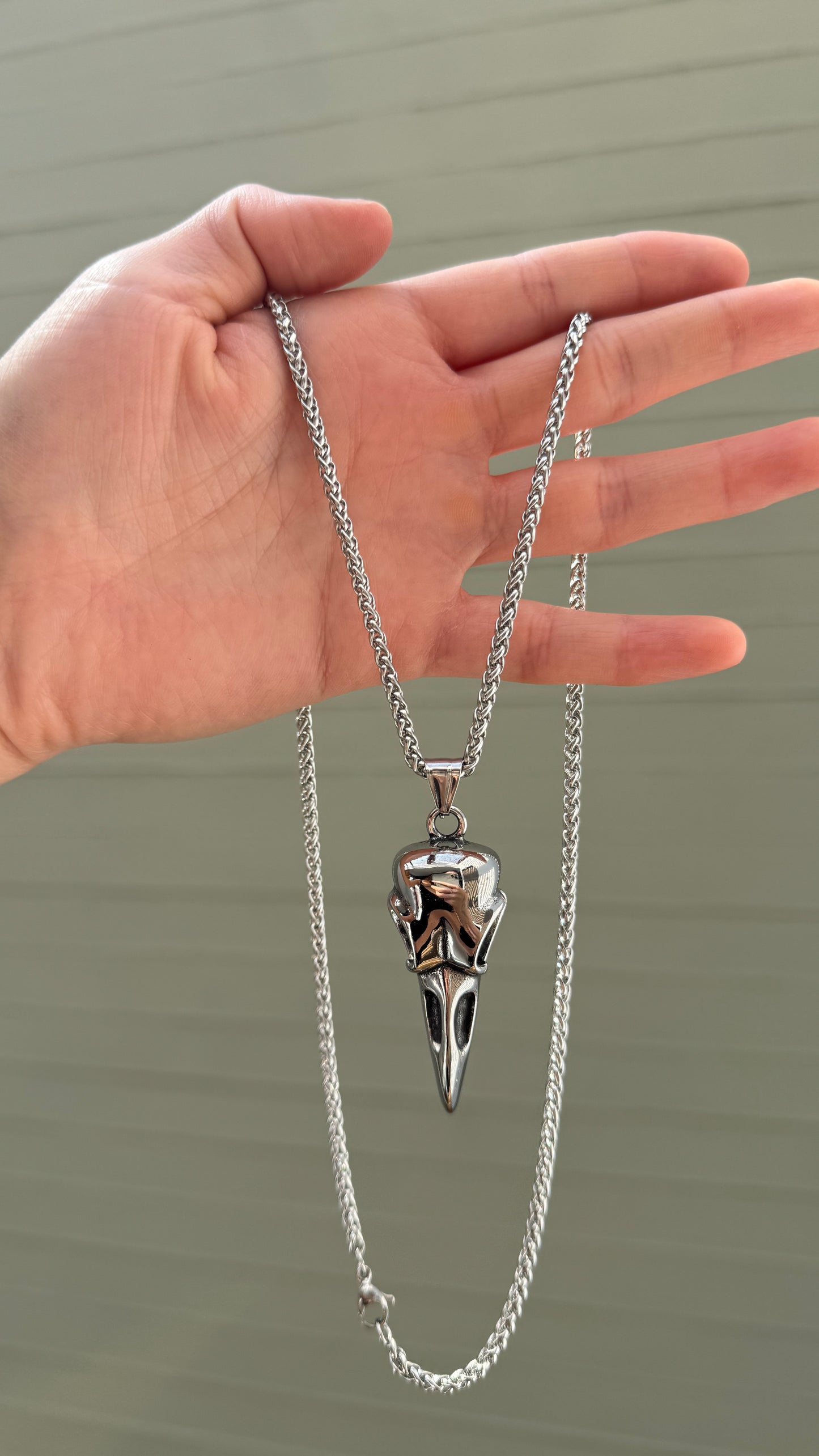 Collar Cuervo