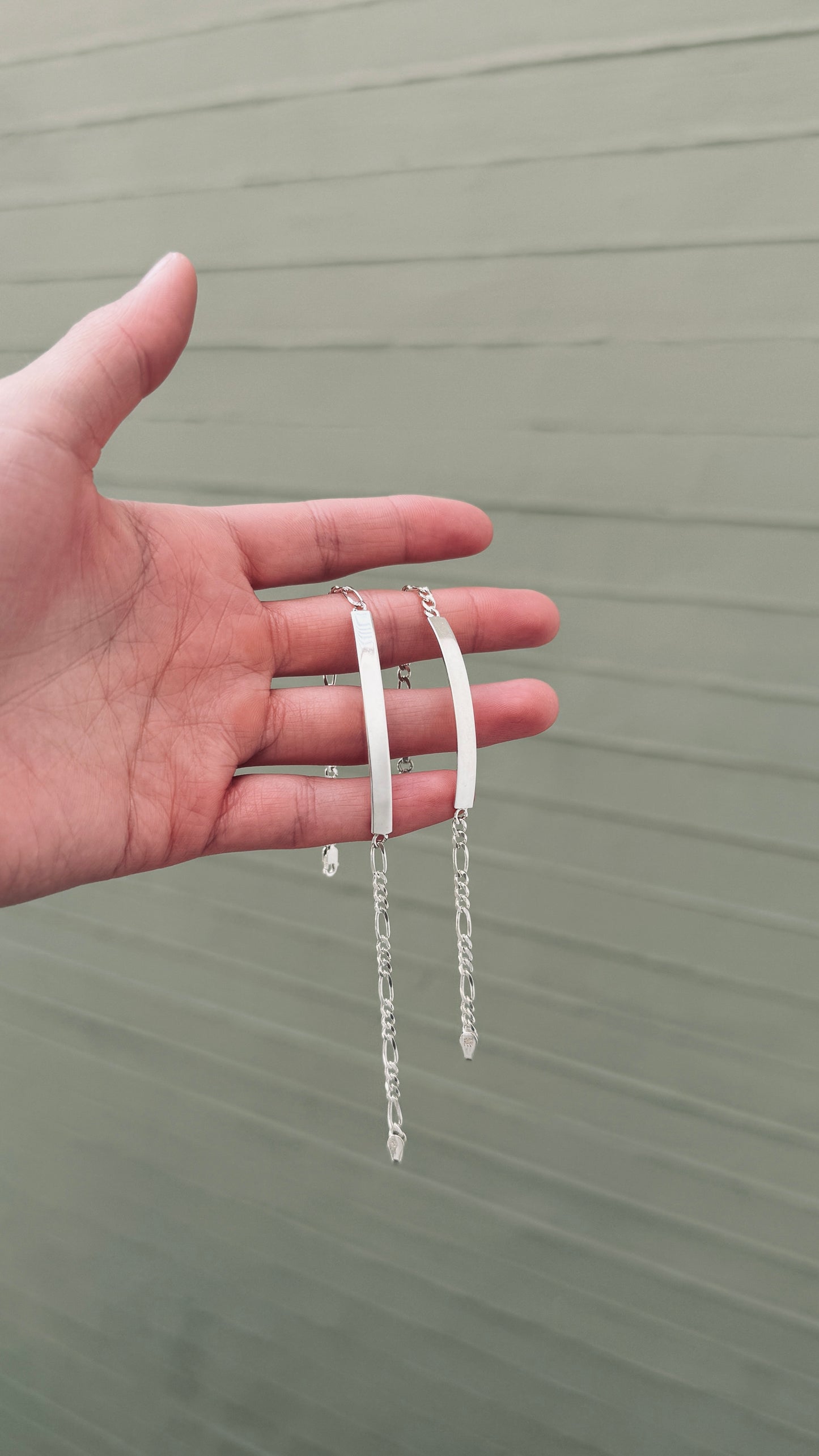 Pulseras con placa Plata