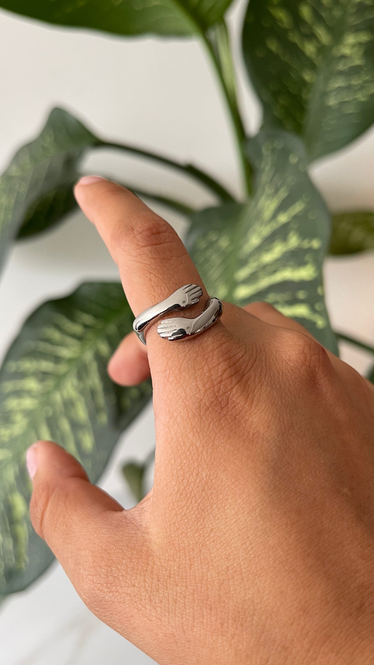 Anillo Abrazo Mamá