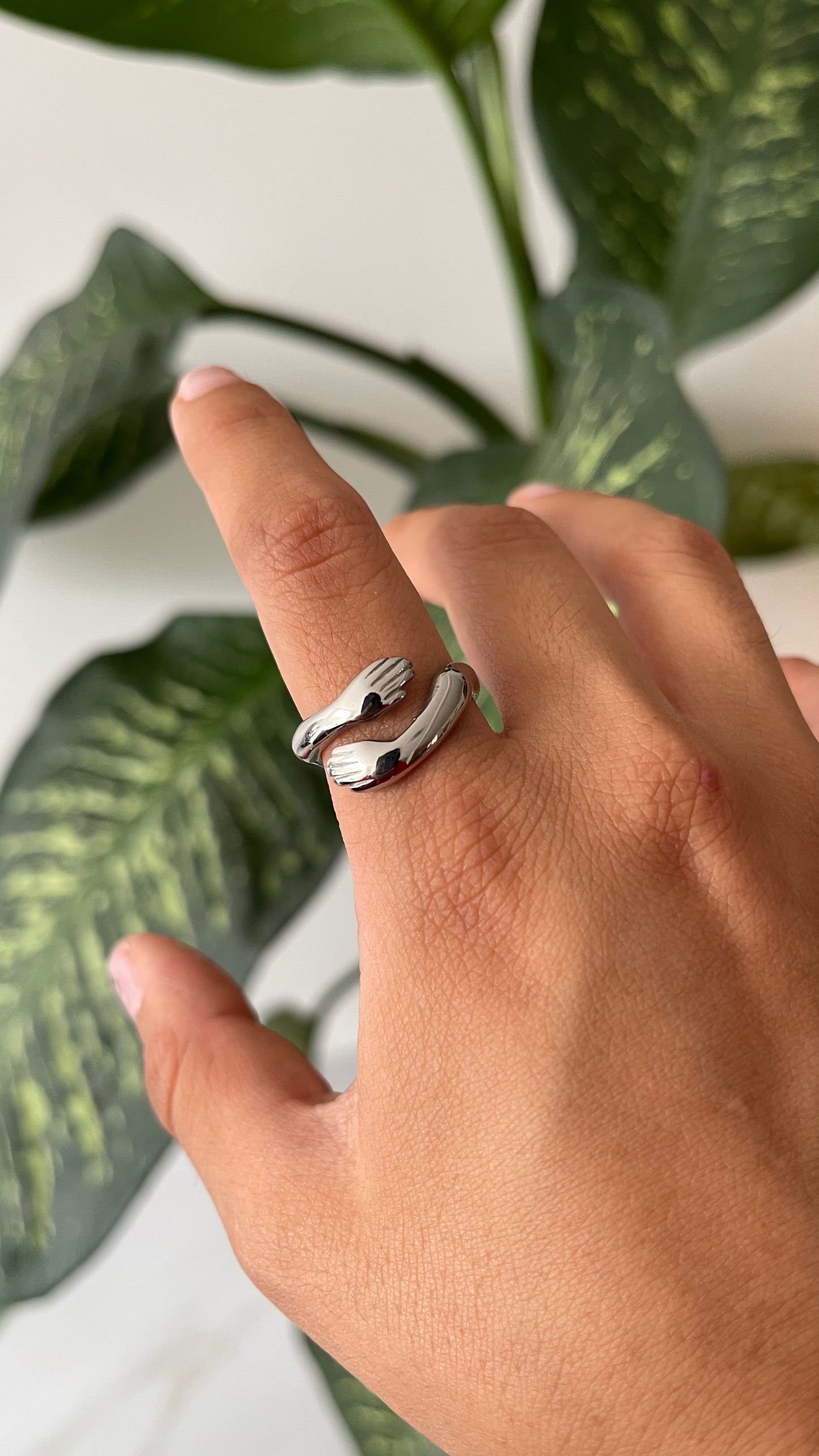 Anillo Abrazo Mamá