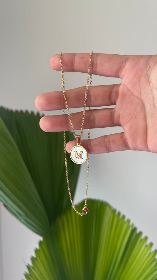 Collar Inicial Madre Perla